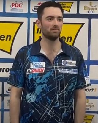 Luke Humphries Darts Actueel 2023.jpg