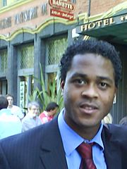 Patrick Kluivert in suit (2)