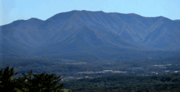 Poor Mountain.gif