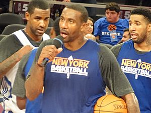 Amar'e addresses fans