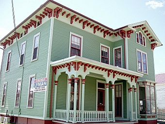 Capron-Phillips House, Coventry CT.jpg