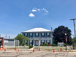 Fernando G. Taylor House, Versailles, IN (48467642797)