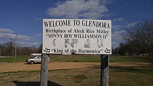 GlendoraWelcomeSign2.jpg