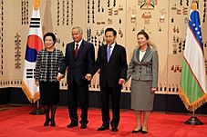 Korea-Uzbekistan summit in Seoul, Feb 2010 (4350756636)