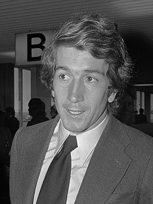 Manuel Velázquez (1973).jpg