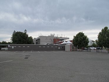 Morphettville Racecourse from carpark.jpg