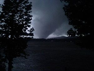 Shoal Creek Valley Alabama Tornado April 27, 2011.jpg