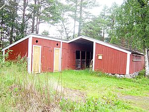 Veoy-church-stable-Molde-No