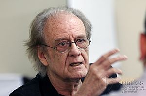 LUIS EDUARDO AUTE (25158254594).jpg