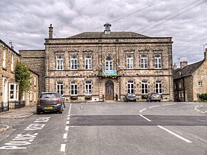 Masham Town Hall (geograph 4059655)