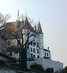 NyonCastle02