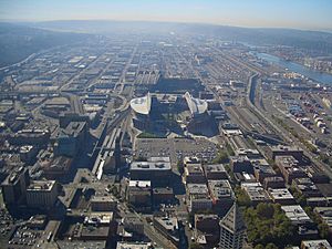 Seattle-Columbia-Center-looking-south-2323