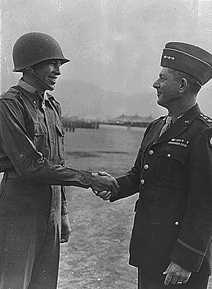 Childers and Devers handshake.jpg