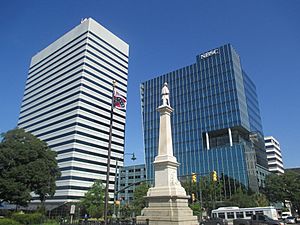 Confederate flag in Columbia, SC IMG 4773