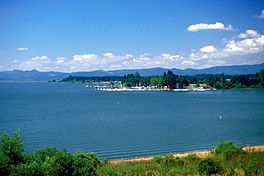 Fern Ridge Lake Oregon.jpg