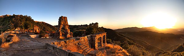 Knapp's-Castle-Sunset-Pano-4