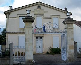 Romagne 33 Mairie.jpg