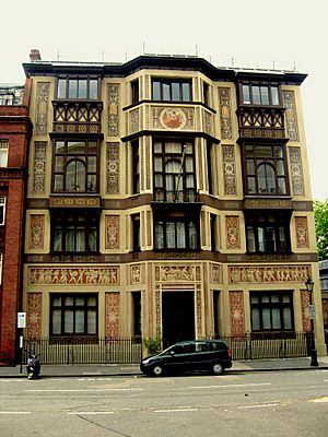 Royal College of Organists, former headquarters in Kensingon Gore, London.jpg