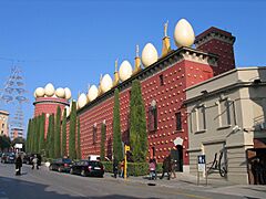 20061227-Figueres Teatre-Museu Dalí MQ