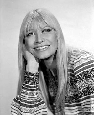 Mary Travers publicity portrait.jpg