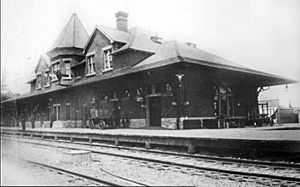 Medicine Hat Station 1906 0664-0001