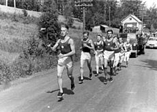 Soihtuviesti Muuramessa 15.7.1952. Suomen Urheilumuseo.