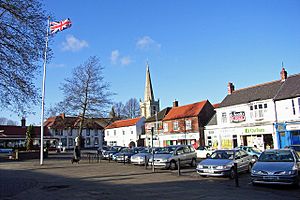 The Square, Hessle - geograph.org.uk - 316364