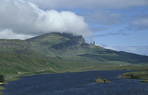 TySkyeOldManOfStorr20030828r23f07