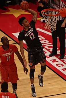 20140402 MCDAAG Kelly Oubre tomahawk dunk (1)