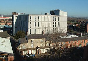 BT Building - geograph.org.uk - 327653