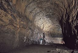 Lava river cave oregon.jpg