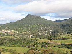 Mount Kembla from Mount Nebo.JPG