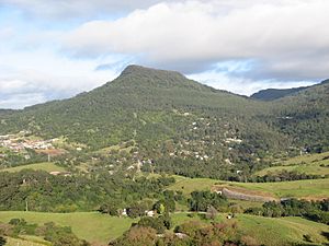 Mount Kembla from Mount Nebo