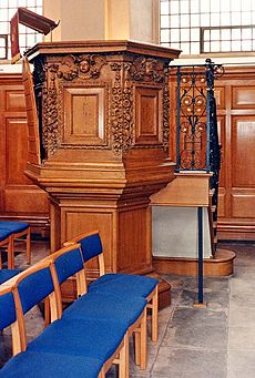 St Nicholas Cole Abbey, Queen Victoria Street, London EC4 - Pulpit - geograph.org.uk - 1227148