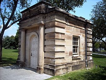 Bulfinch Gatehouse, DC.jpg