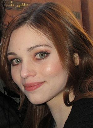 India Eisley (cropped).jpg