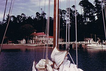 Mansion House, Kawau Island, NZ.jpg