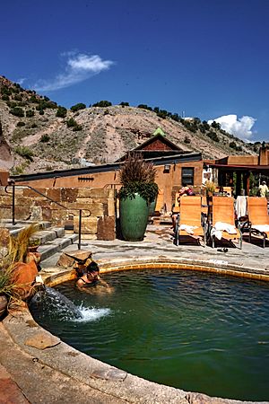 Ojo Caliente, New Mexico (45237349541)