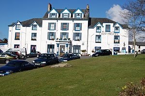 Criccieth - Lion Hotel