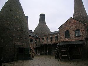 Gladstone Pottery Museum inside