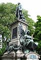 Gladstone statue Liverpool 2.jpg