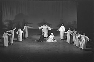 Negro Musical Black Nativity in Rotterdam, Bestanddeelnr 914-5424.jpg