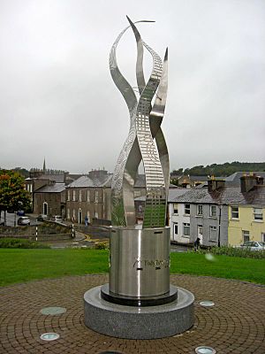 Public artwork, The Fairgreen, Westport - Cathair na Mart - geograph.org.uk - 2069183