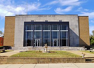 Barbour County Courthouse in Clayton