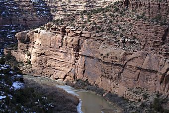 Hangingflumewideview.jpg