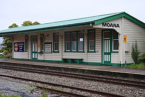 Moana Station 01