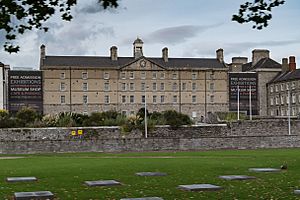 Nationalmuseum Dublin (22284269640).jpg