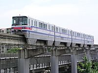 OsakaMonorail1000Series01