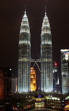 Petronas Towers, Kuala Lumpur (3323152170)