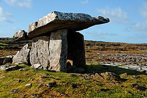 Poulnabrone Portal Tomb 640x480